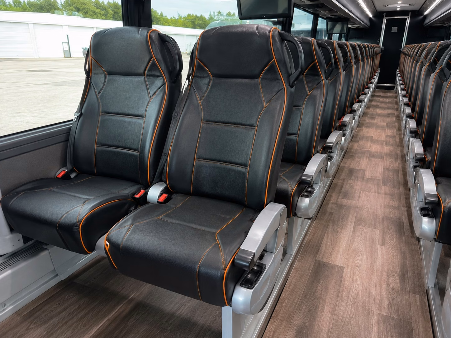 avondale charter bus rental